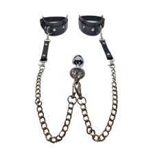 Anal Plug Metal Con Esposas Y Cadenas