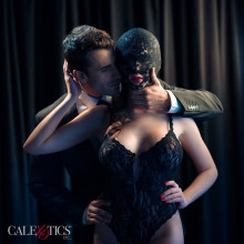 Capucha Sumisión Scandal Abertura Boca Lace Hood