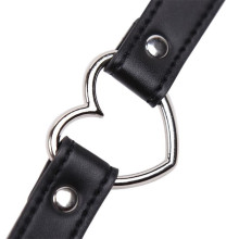 Gargantilla Choker Latetobed Negra Con corazón