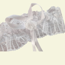 Liga De Encaje con Lazo y Flor Blanca