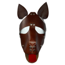 Máscara Perro Cuero Marrón Lengua Roja